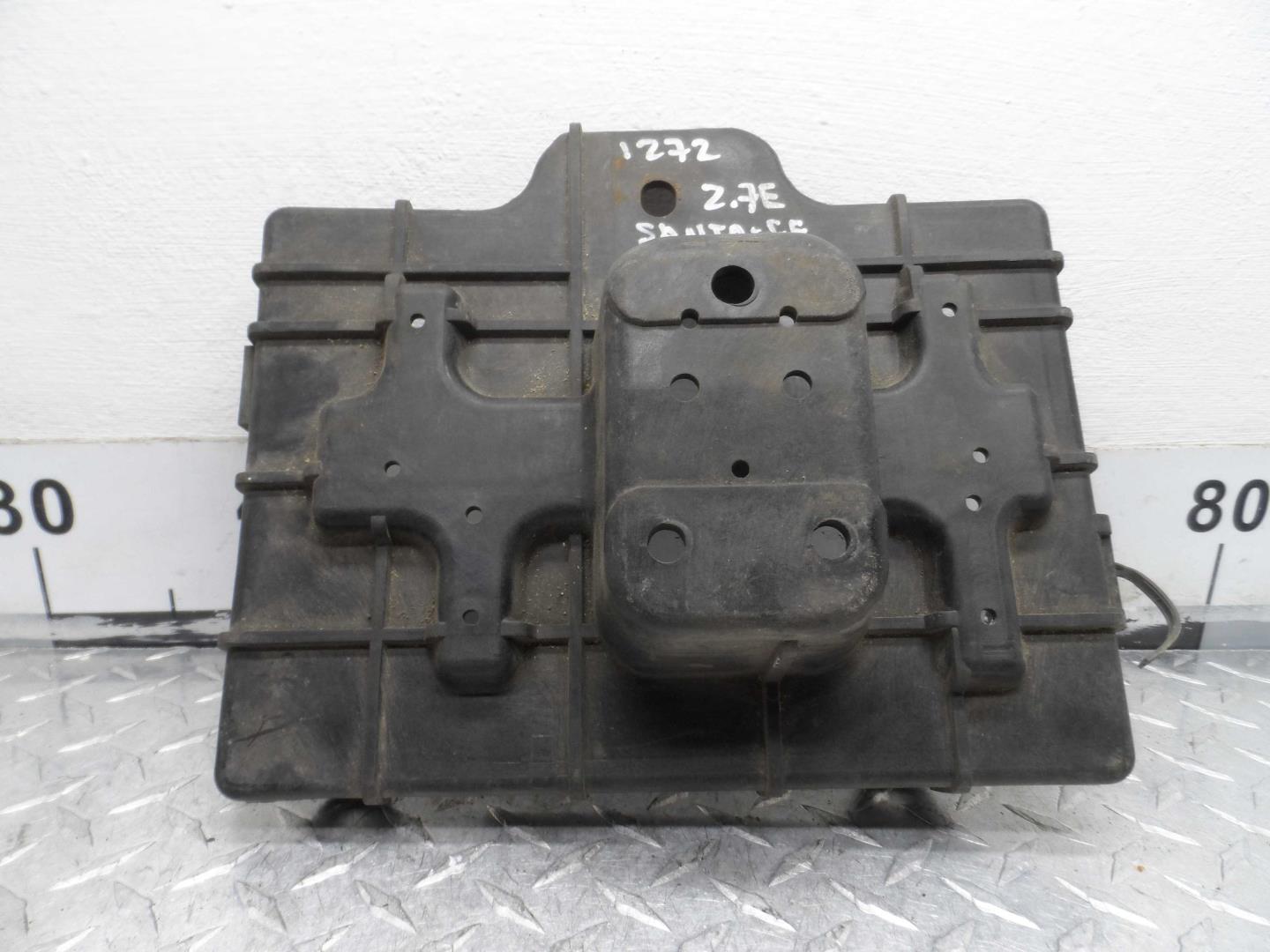 Площадка под аккумулятор (АКБ)