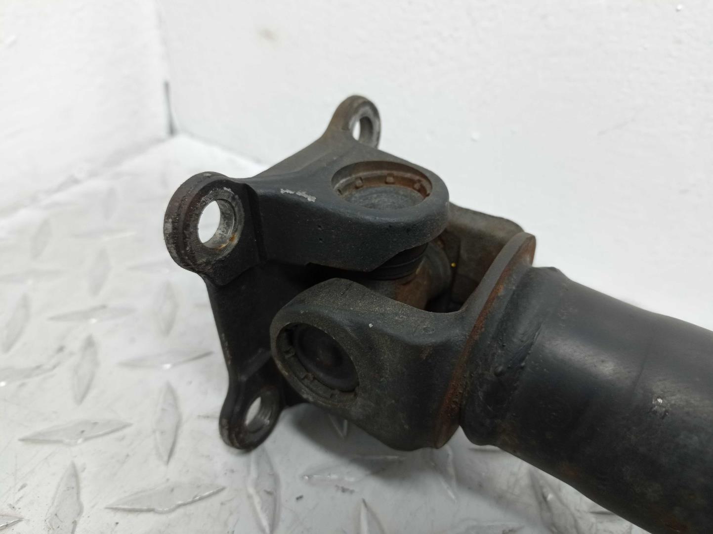 Вал карданный передний