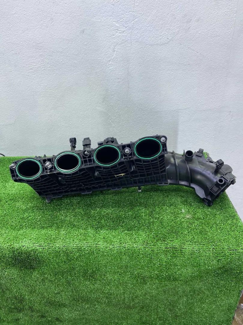 Коллектор впускной