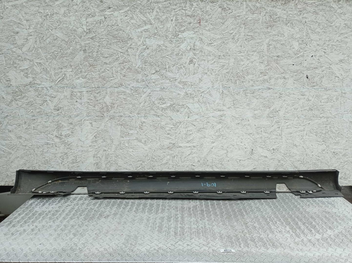 Накладка на порог (наружная)