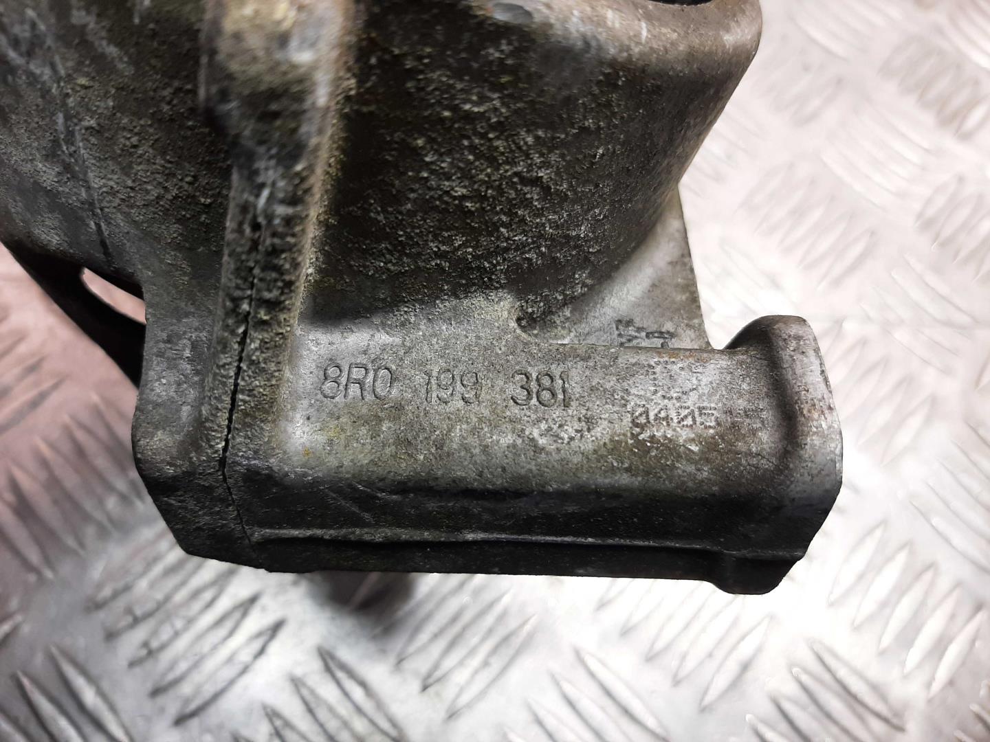 Опора двигателя