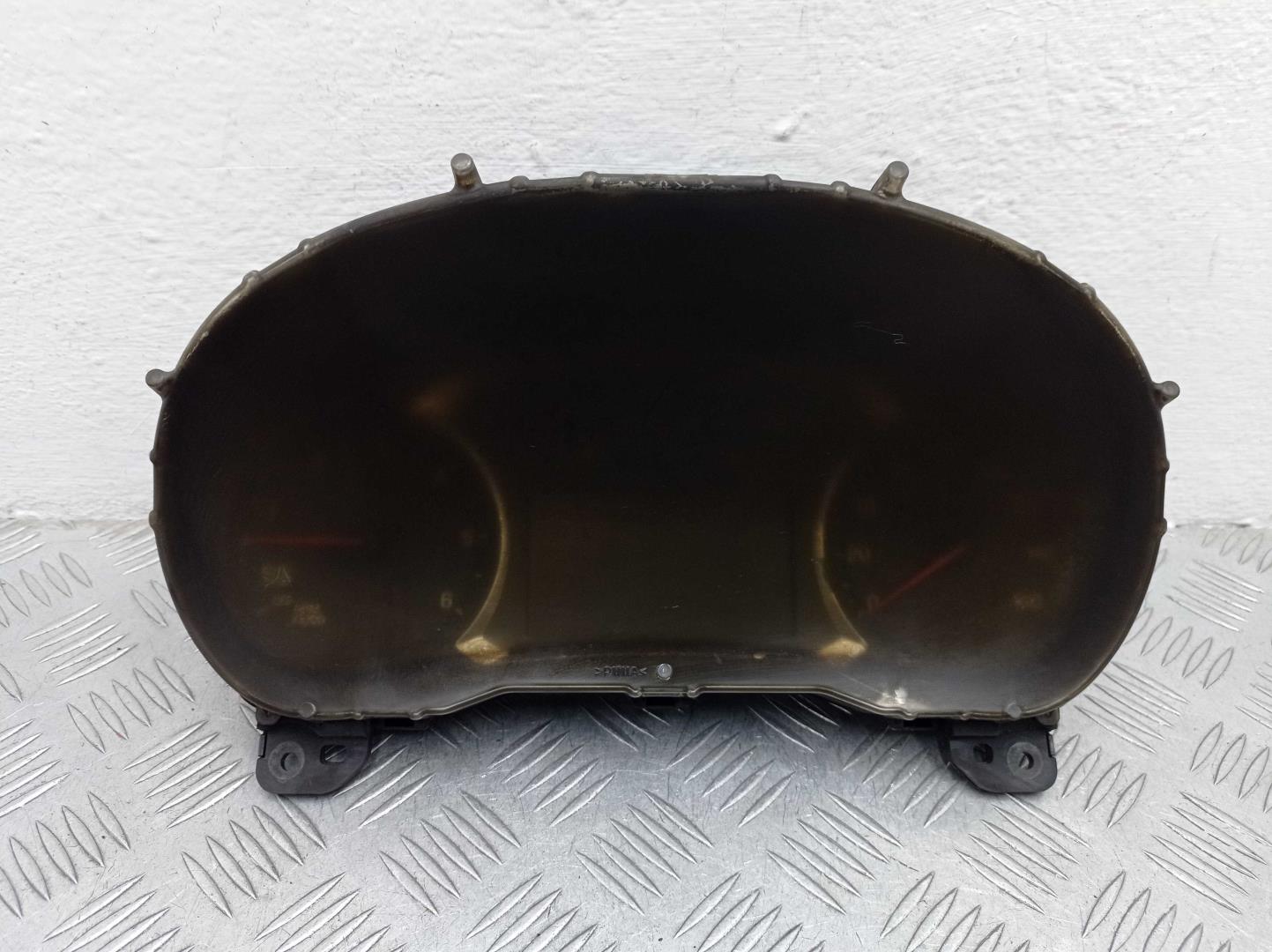 Панель приборов