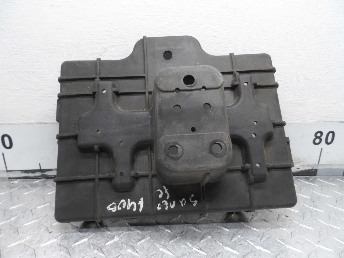 Площадка под аккумулятор (АКБ)