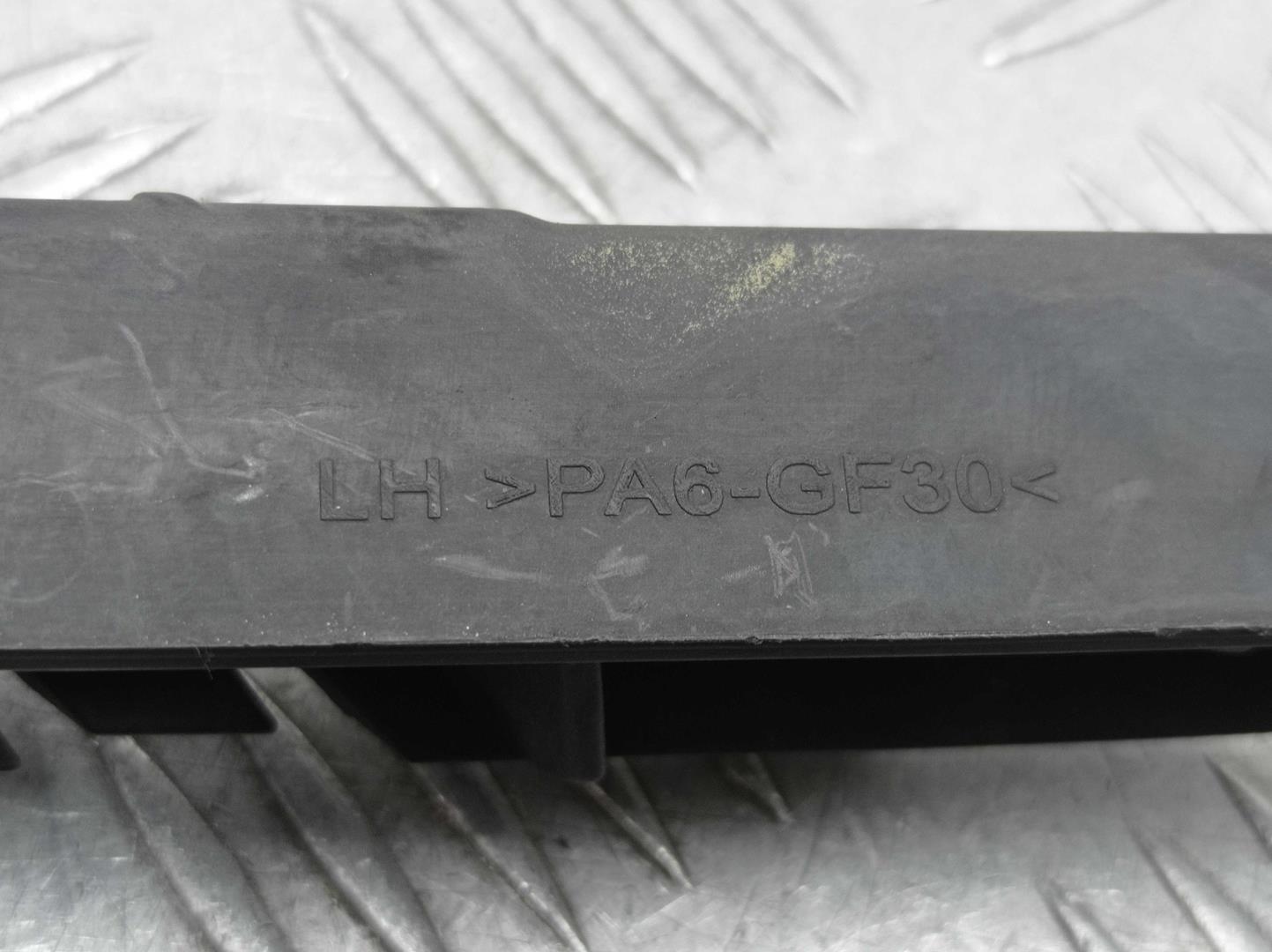 Крепеж фары