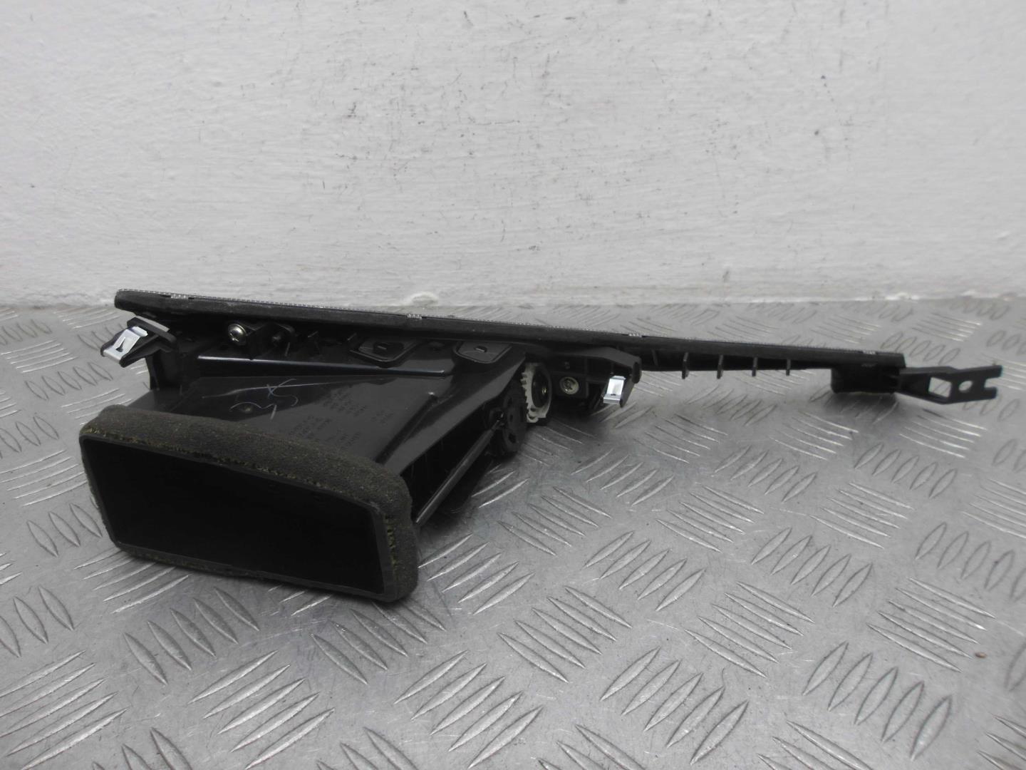 Дефлектор воздушный