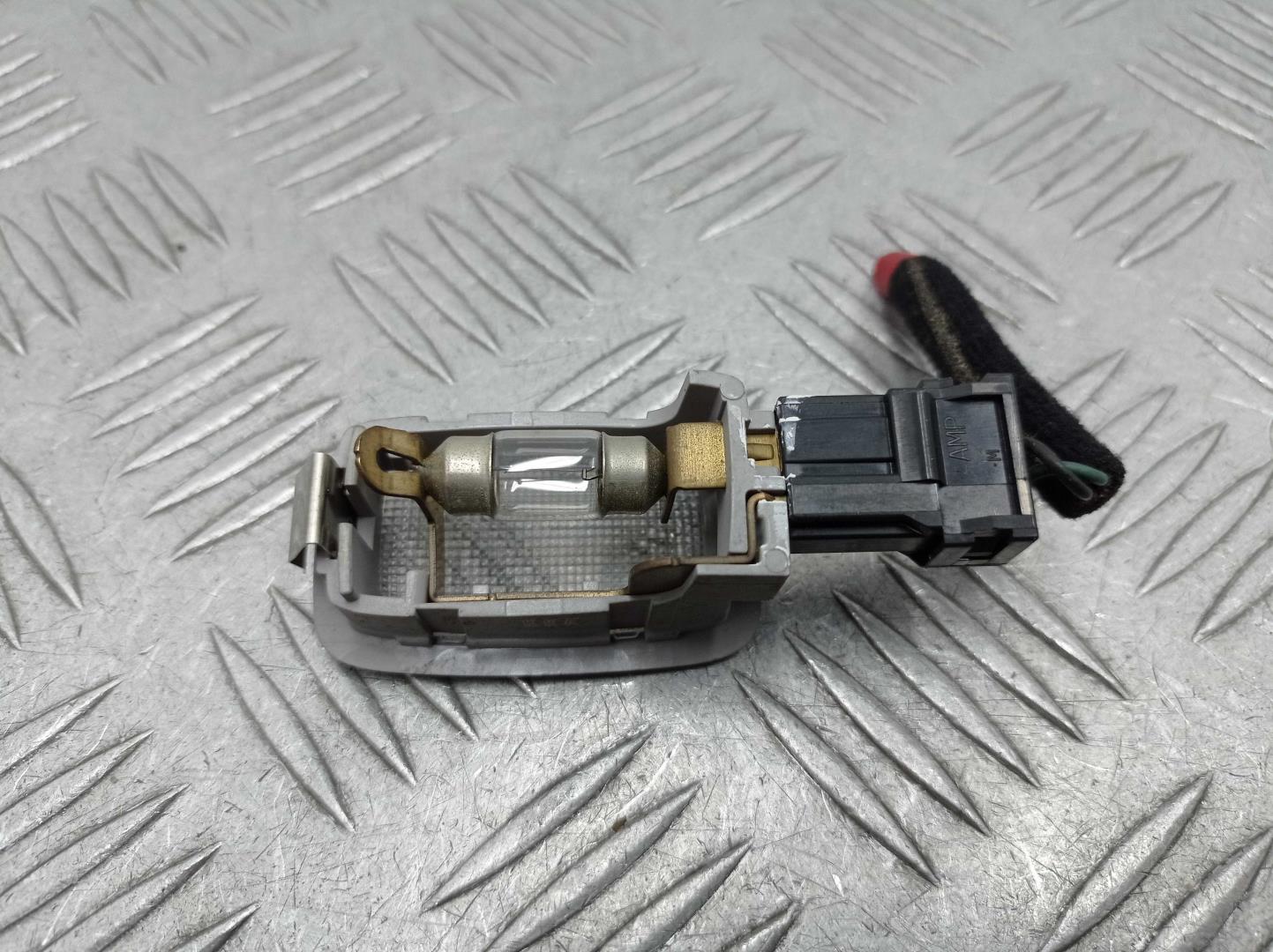 Плафон салонный