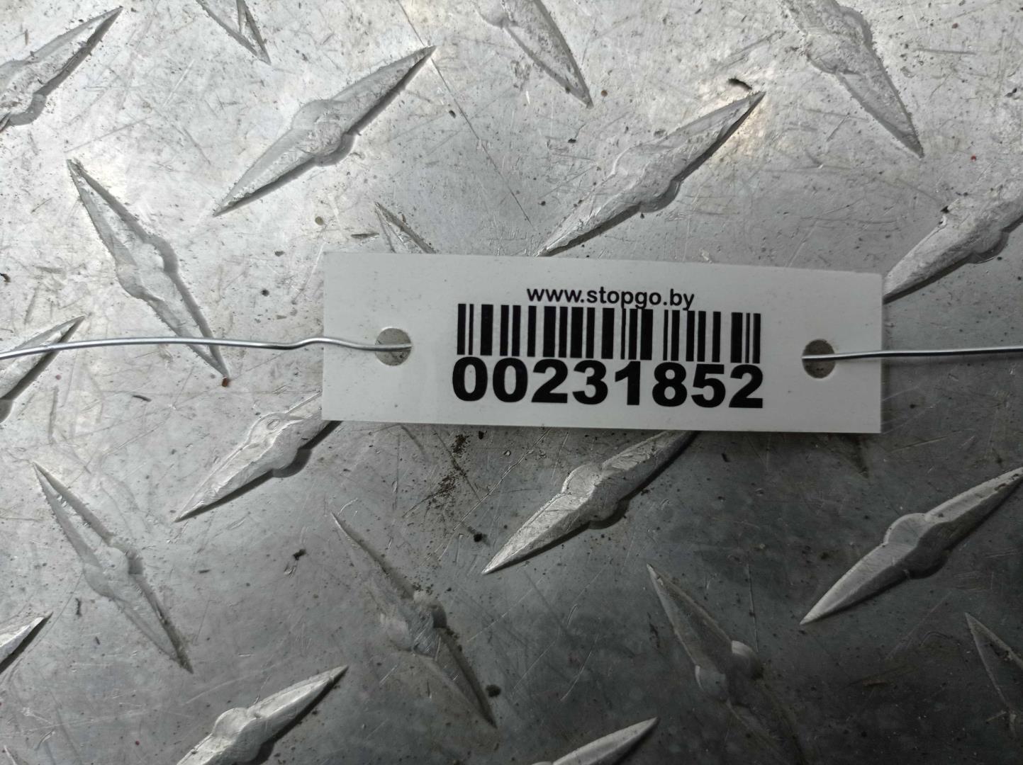 Накладка переднего крыла левого