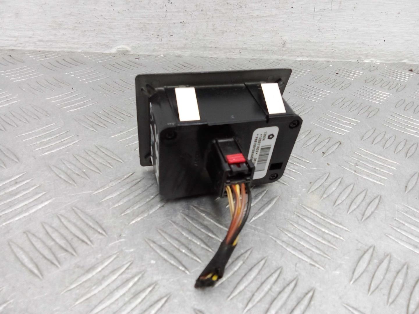 Переключатель света фар