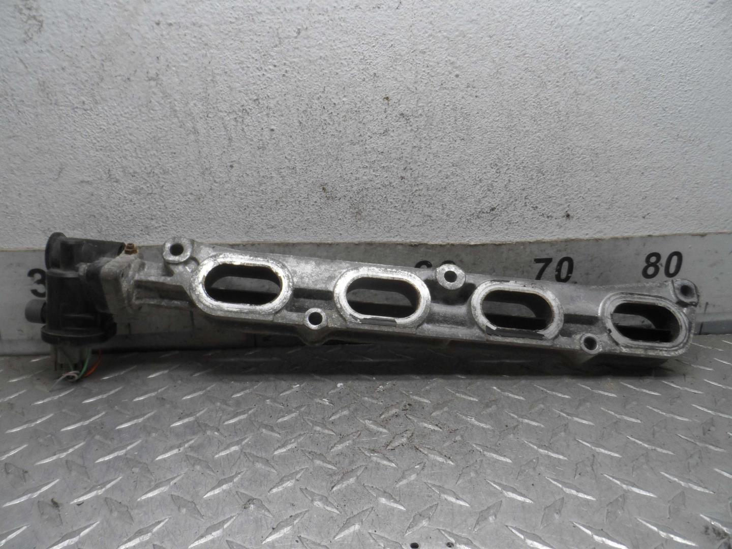 Коллектор впускной