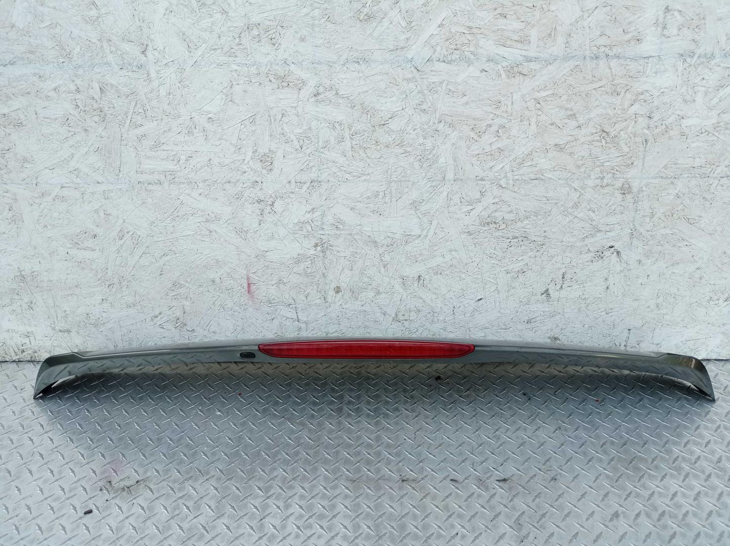 Спойлер (дефлектор) крышки багажника