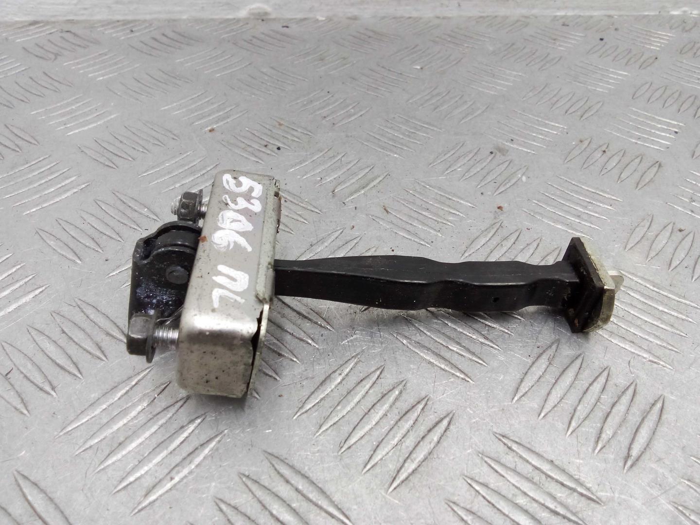 Ограничитель двери