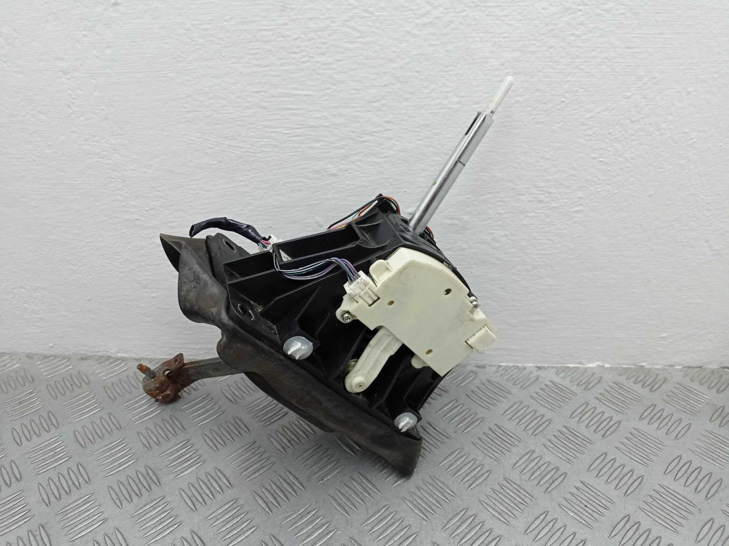 Кулиса МКПП / АКПП