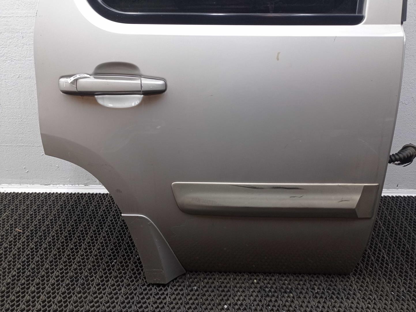 Стеклоподъемник электр. задний правый