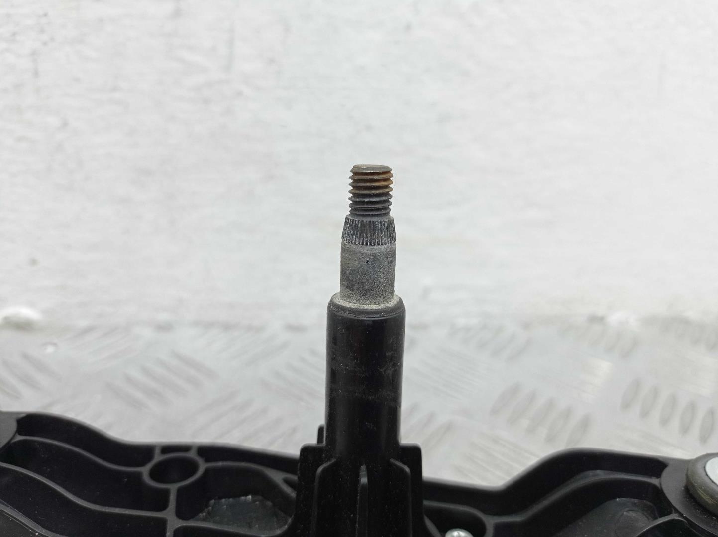 Моторчик стеклоочистителя задний