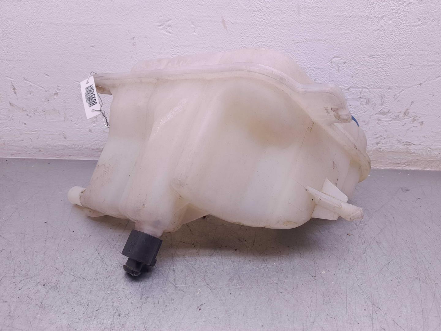 Бачок расширительный