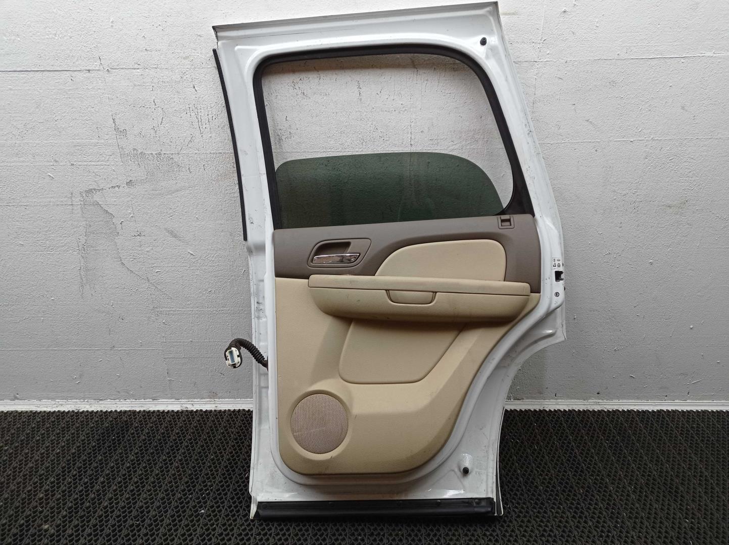 Замок двери задней правой