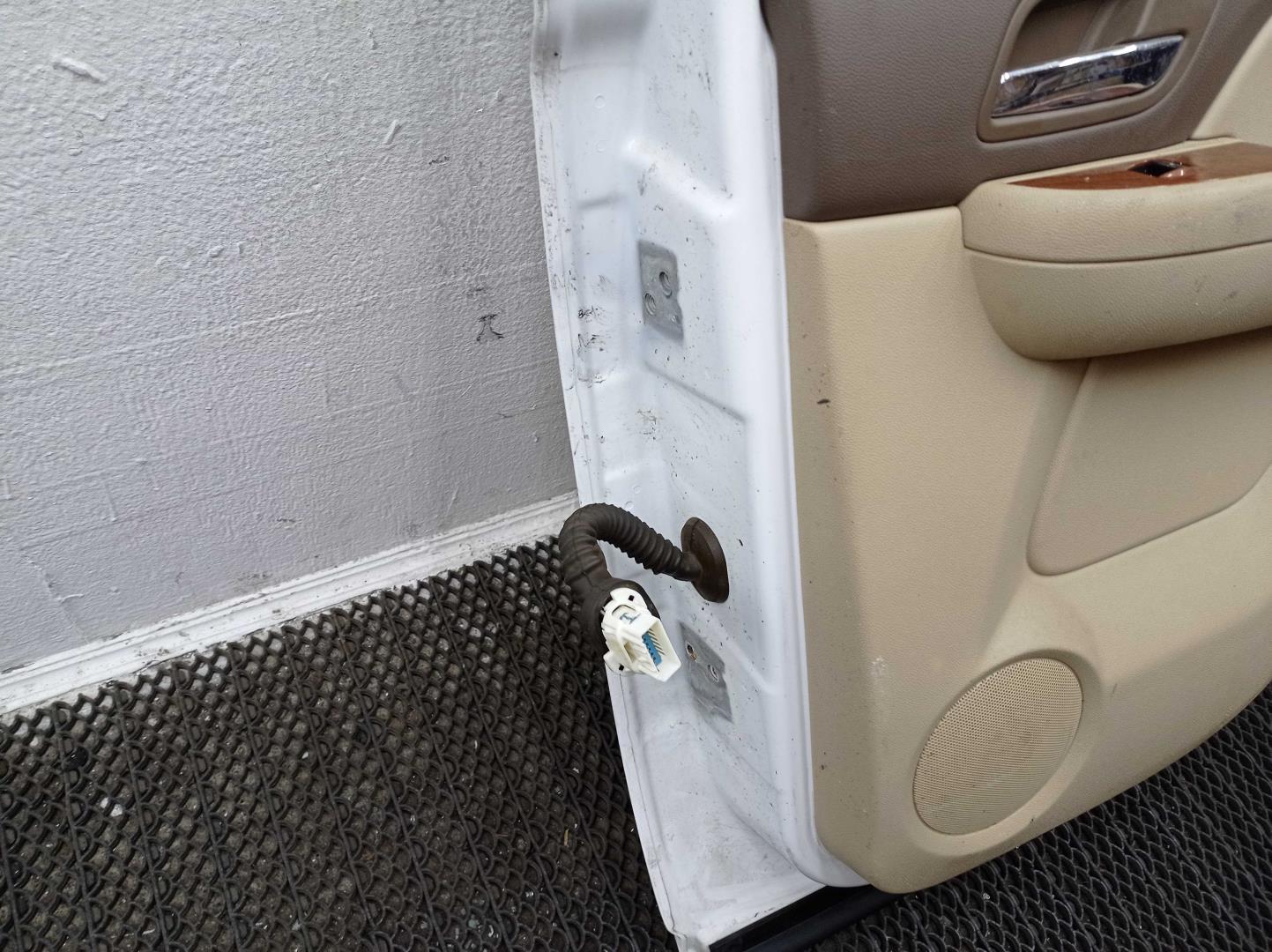 Стеклоподъемник электр. задний правый