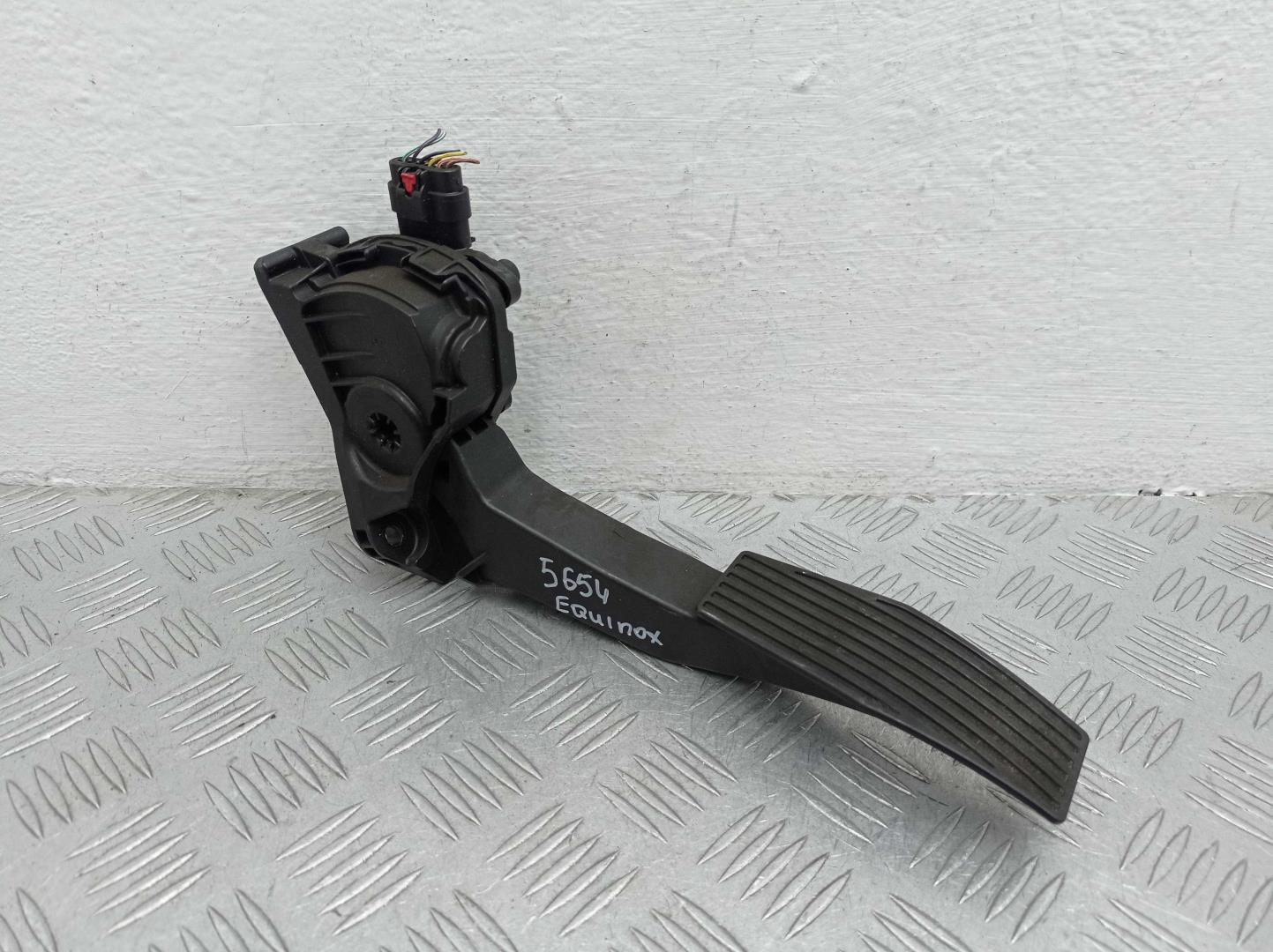 Педаль газа