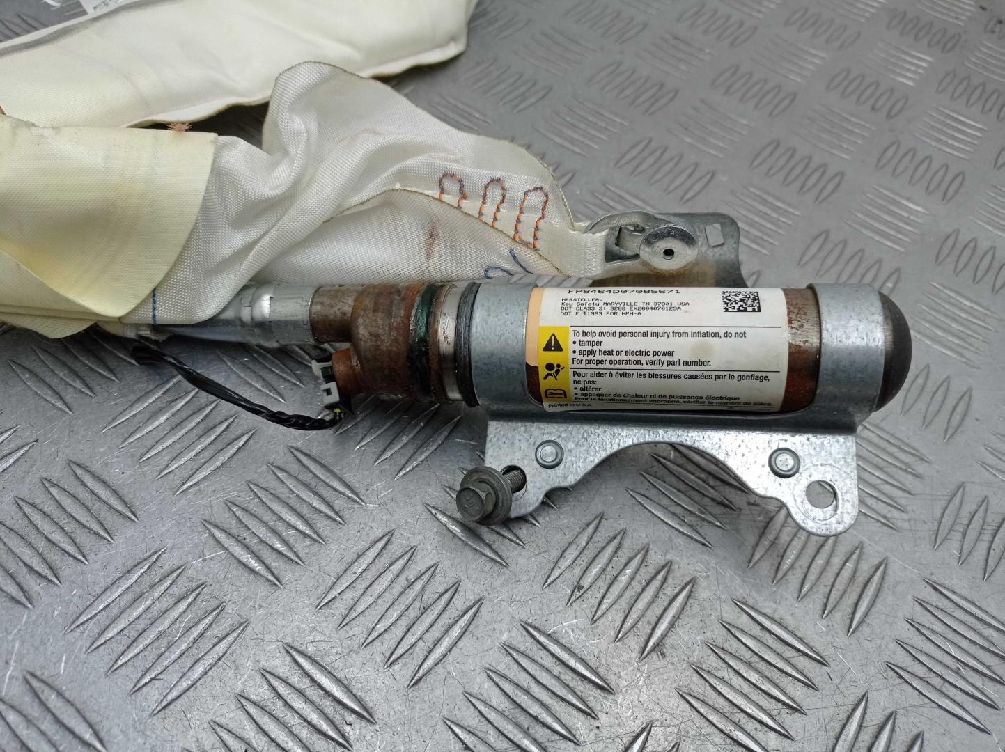 Подушка безопасности боковая (шторка)