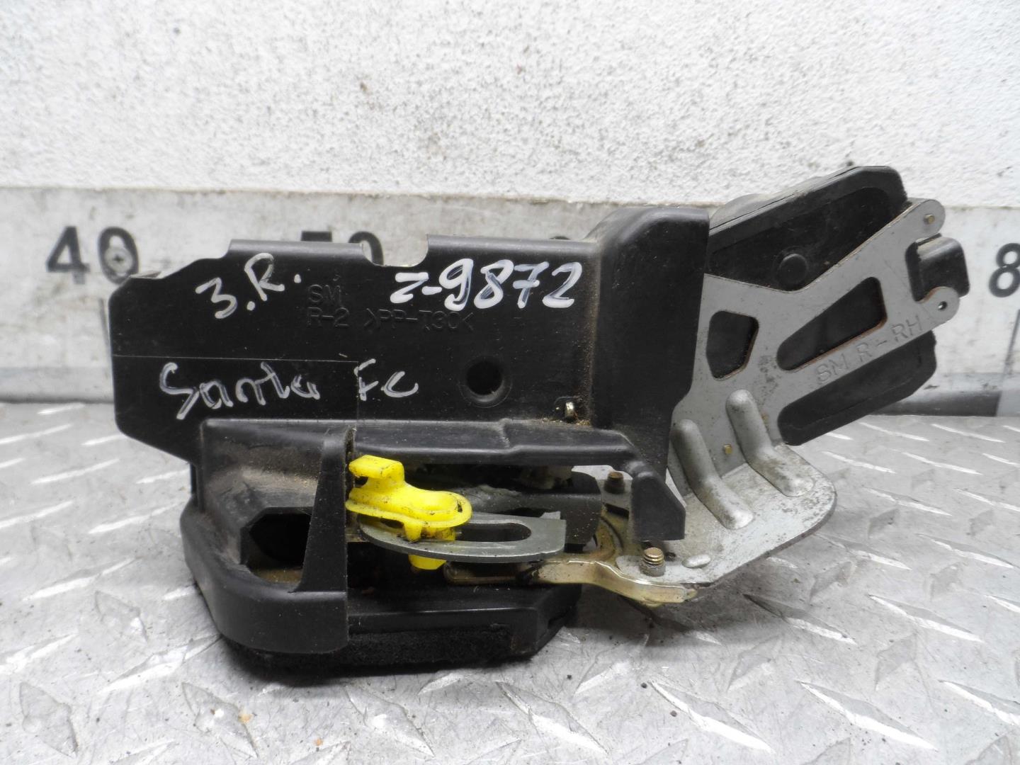 Замок двери задней правой