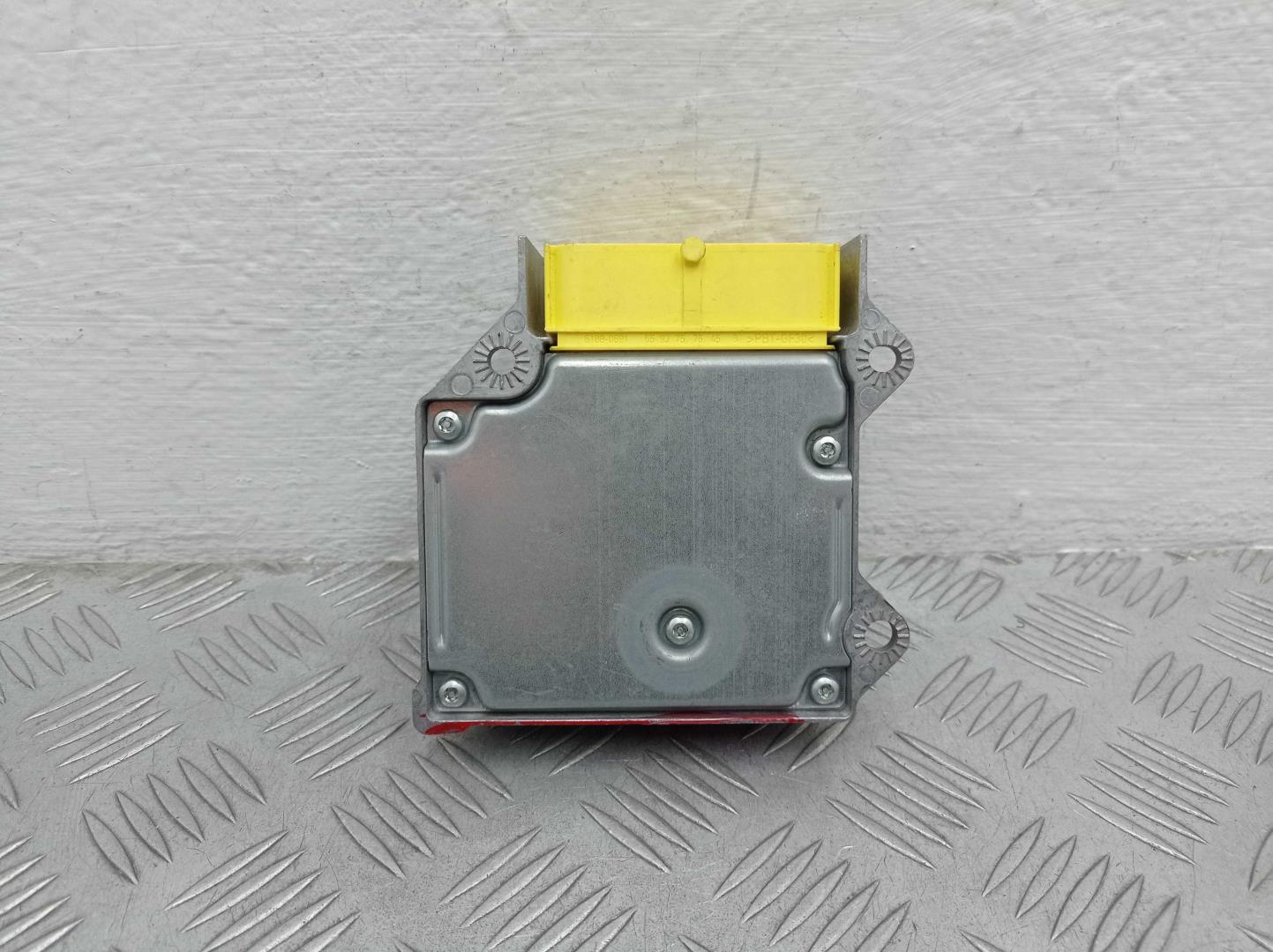 Блок управления подушек безопасности (AIR BAG)