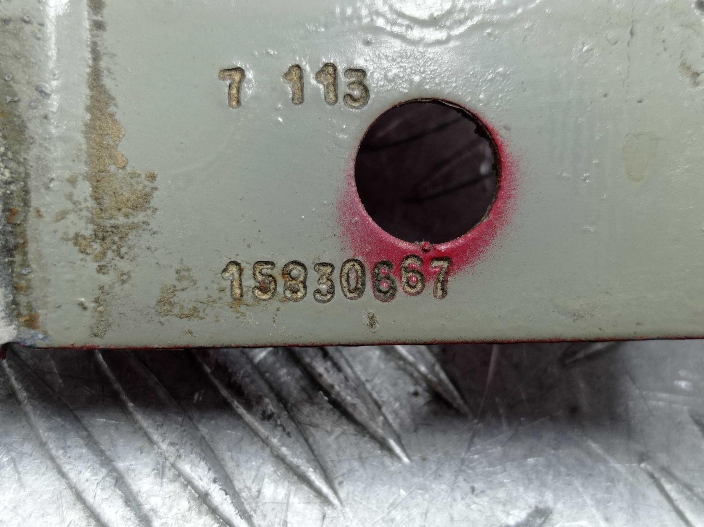 Петля капота левая