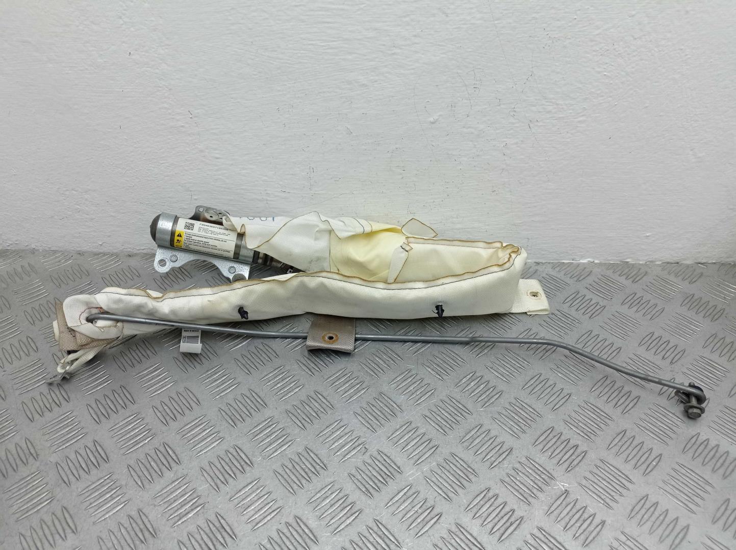 Подушка безопасности боковая (шторка)