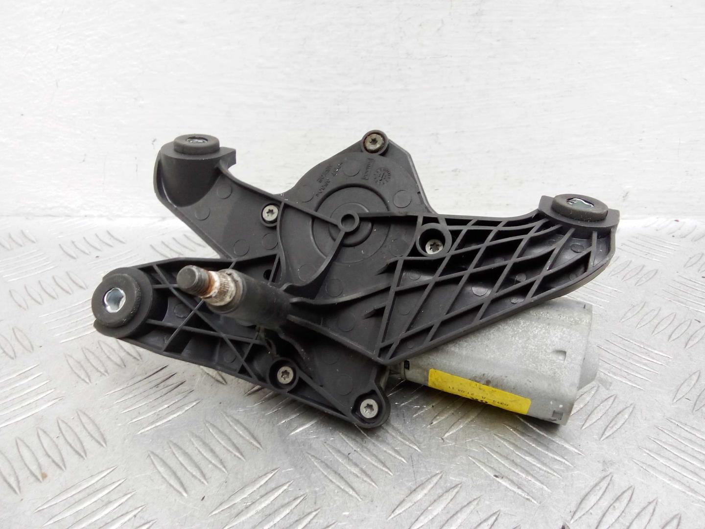 Моторчик стеклоочистителя задний