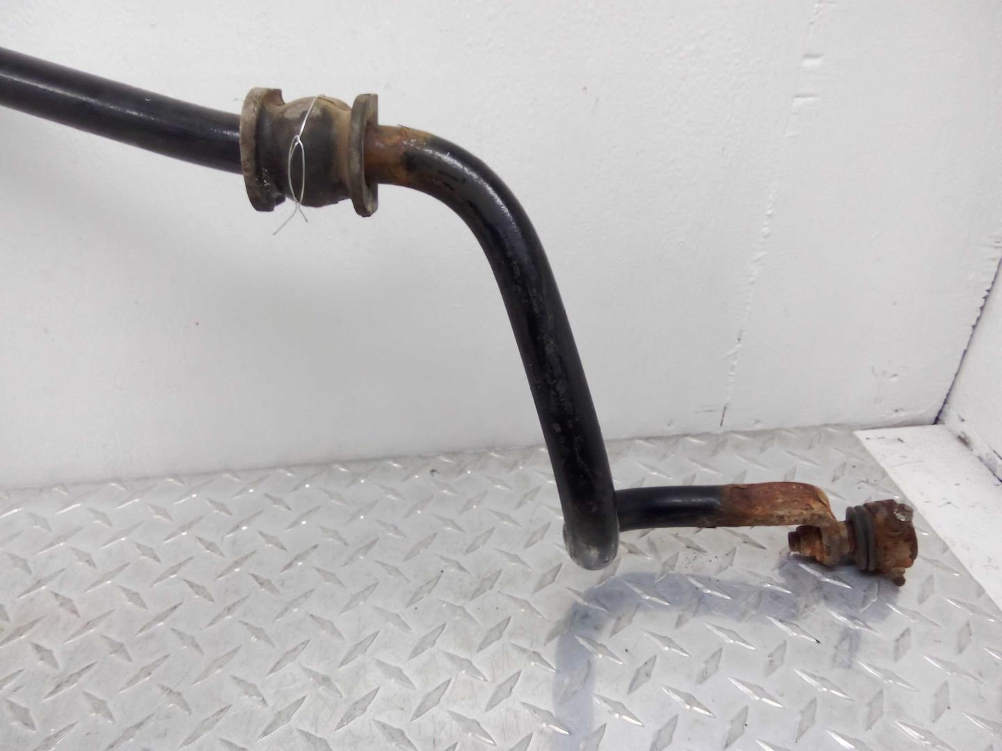 Стабилизатор передний