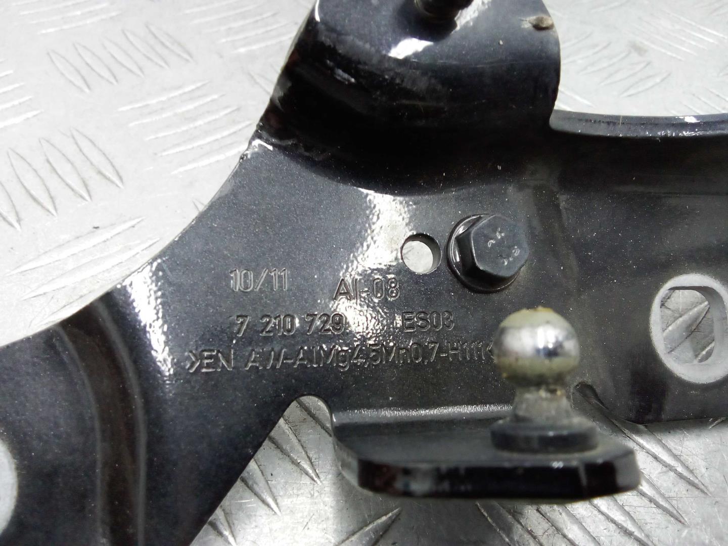 Петля капота левая