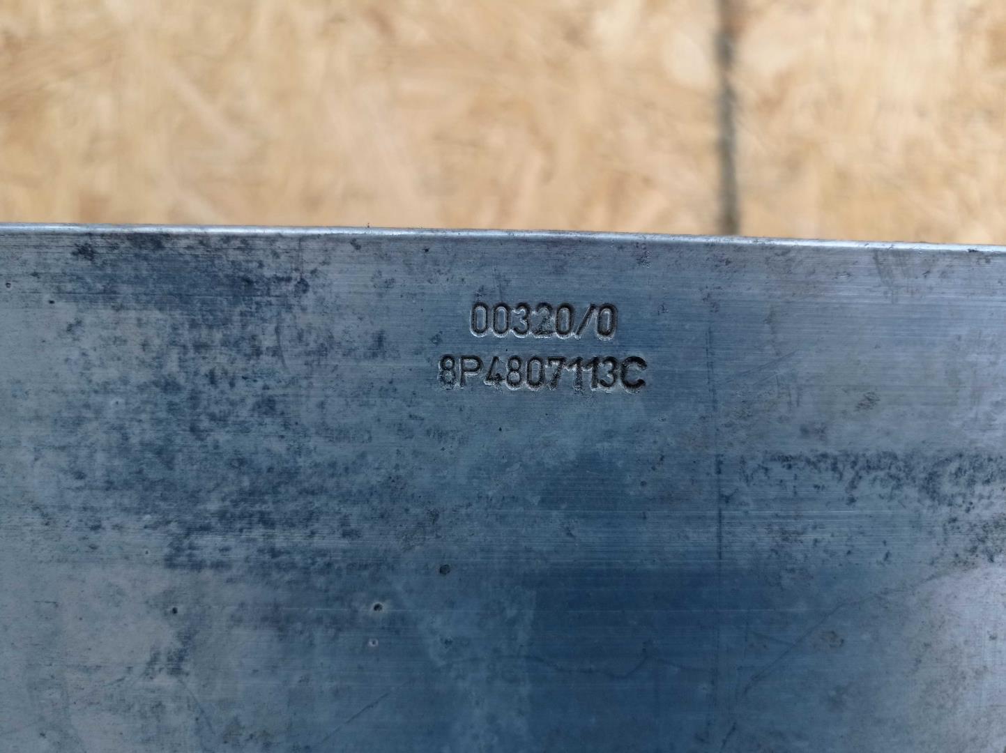 Усилитель заднего бампера