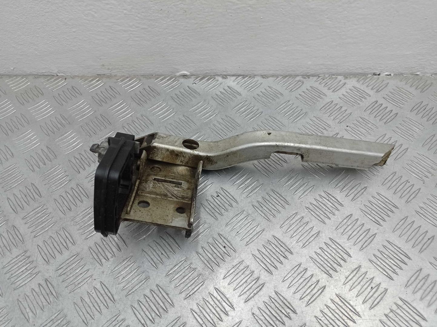 Кронштейн радиатора