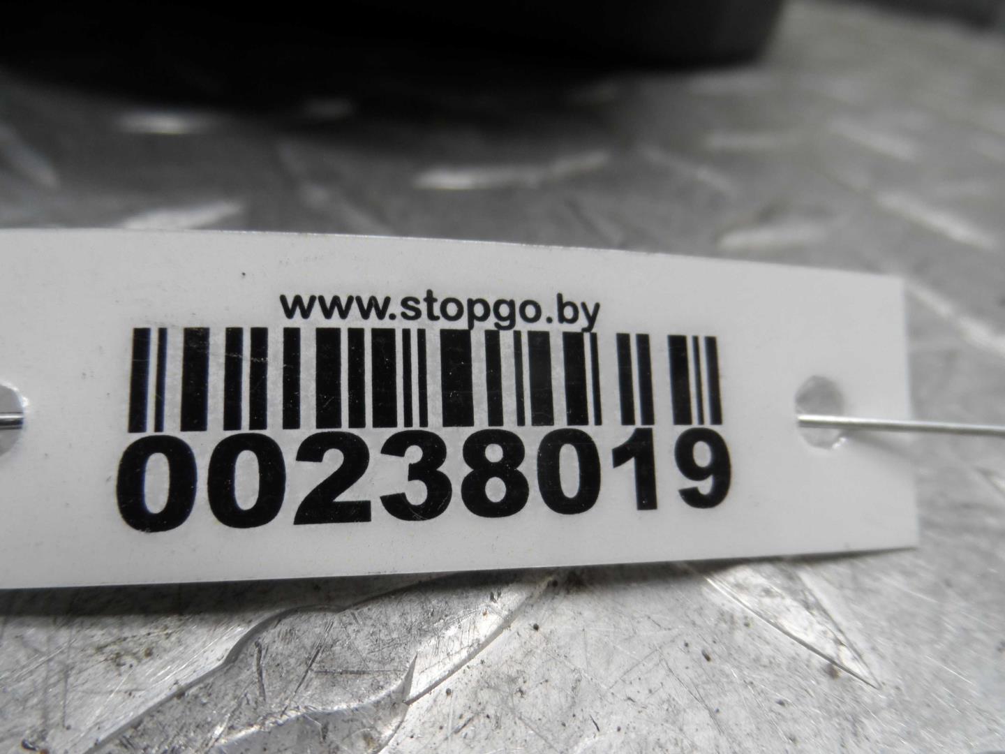 Крышка двигателя