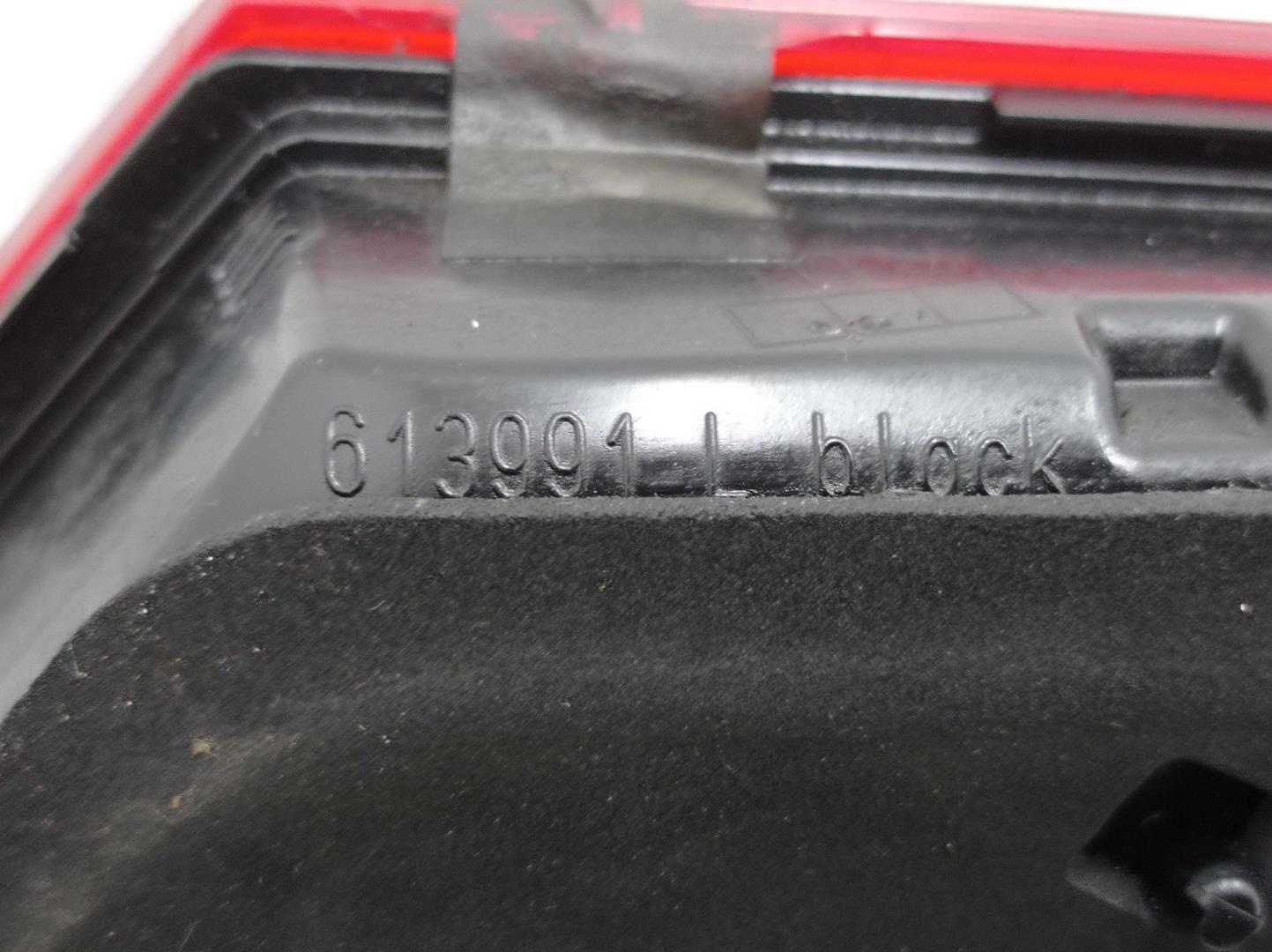 Фонарь задний внутренний левый