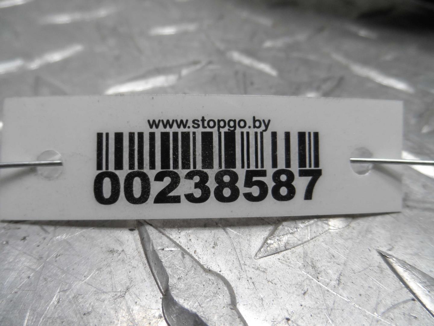 Зеркало заднего вида