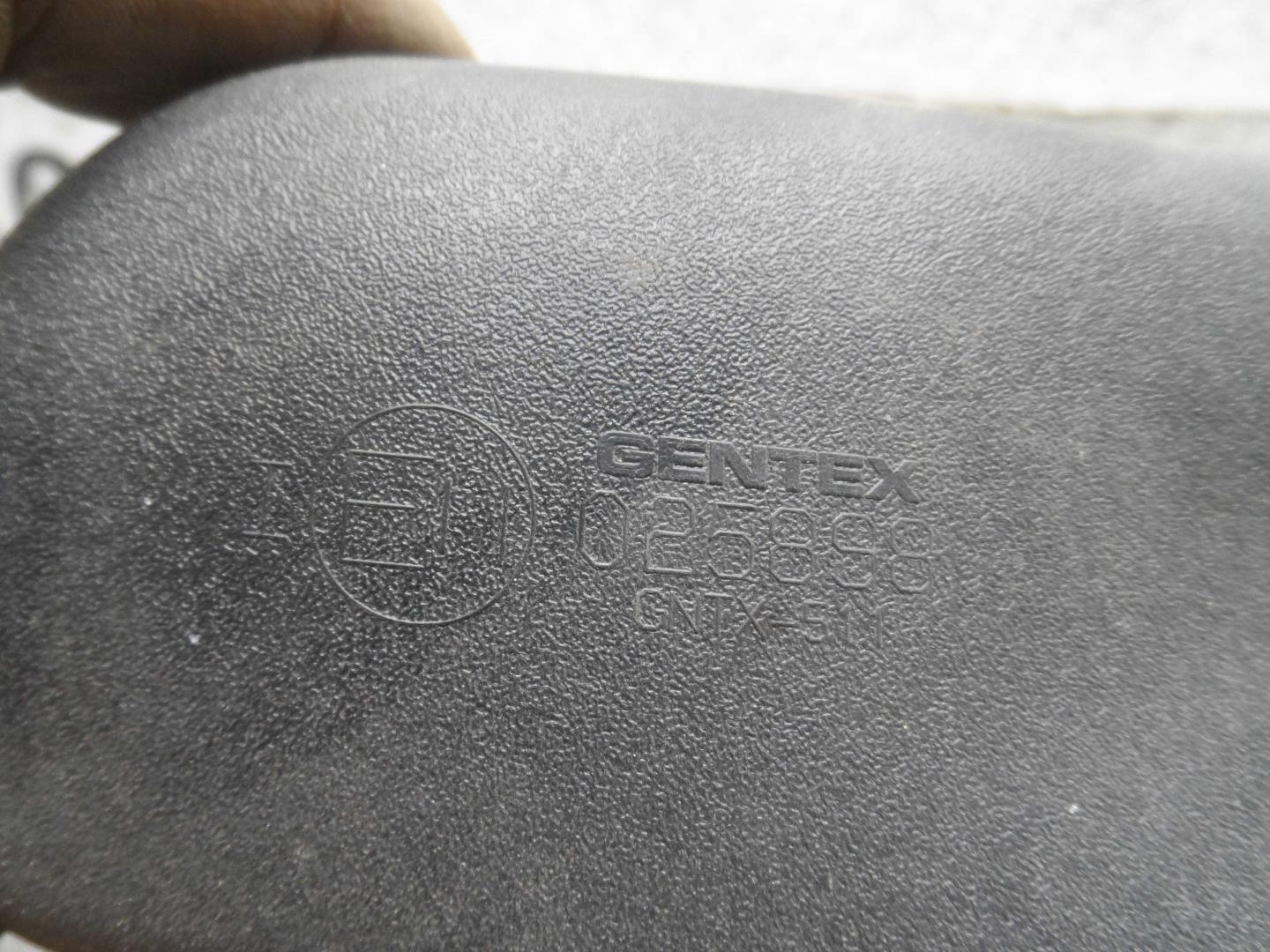 Зеркало заднего вида