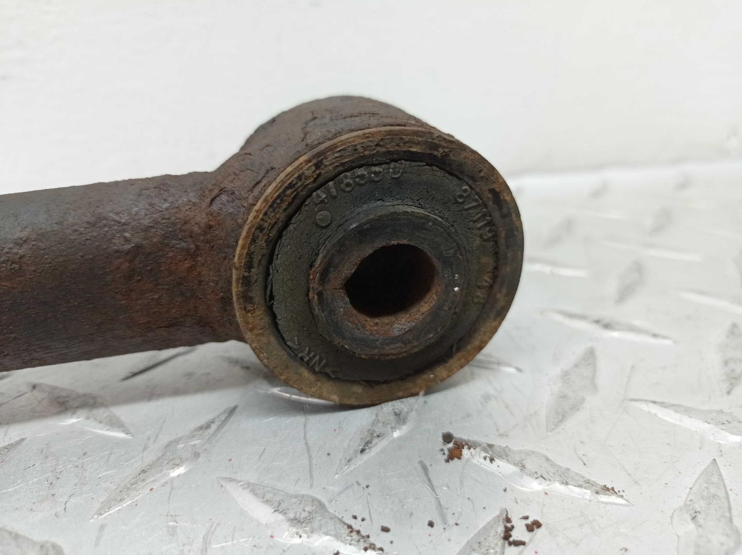 Рычаг задний