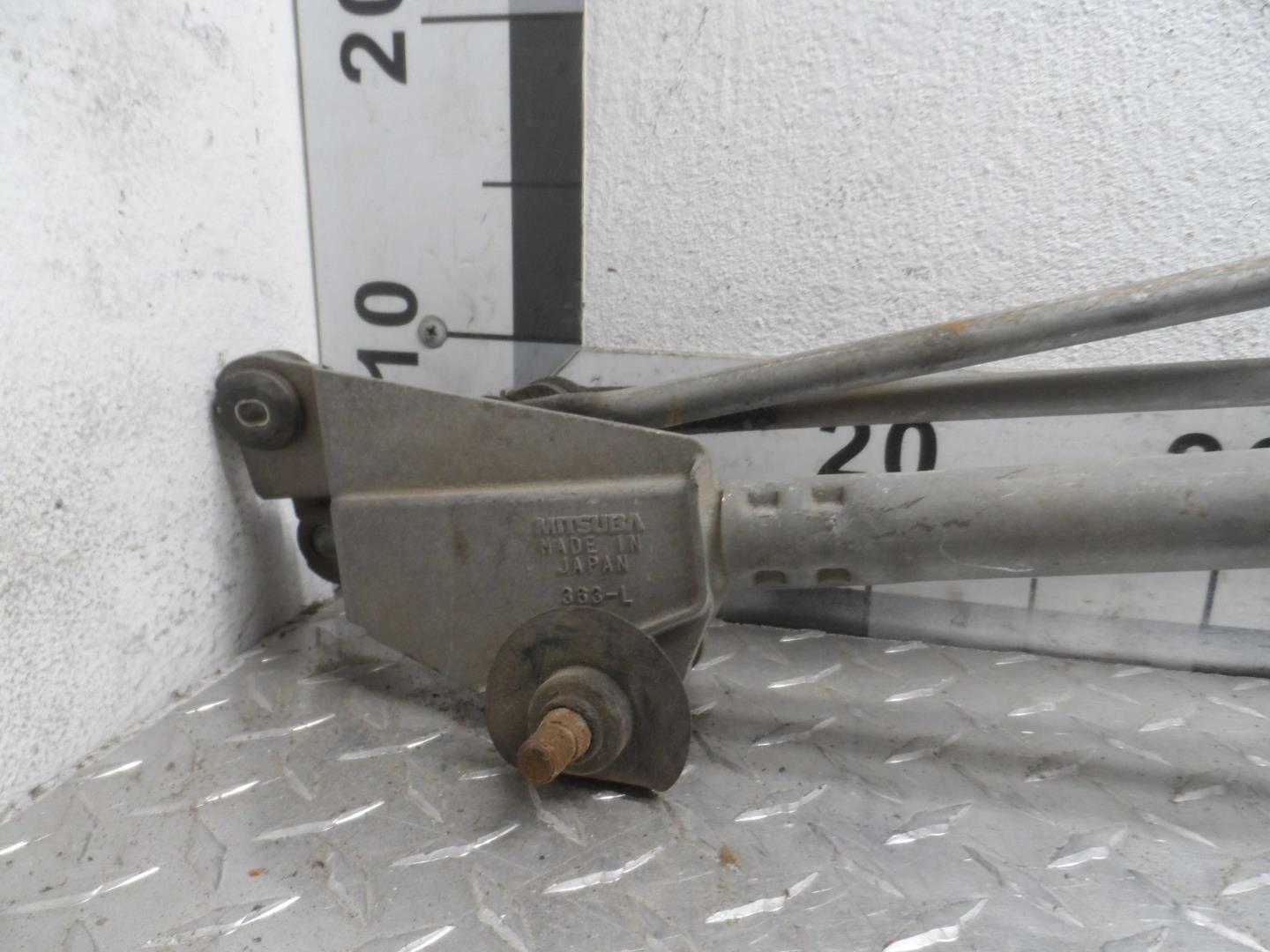 Трапеция стеклоочистителей