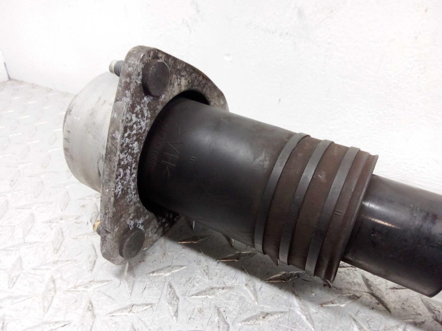 Амортизатор задний правый