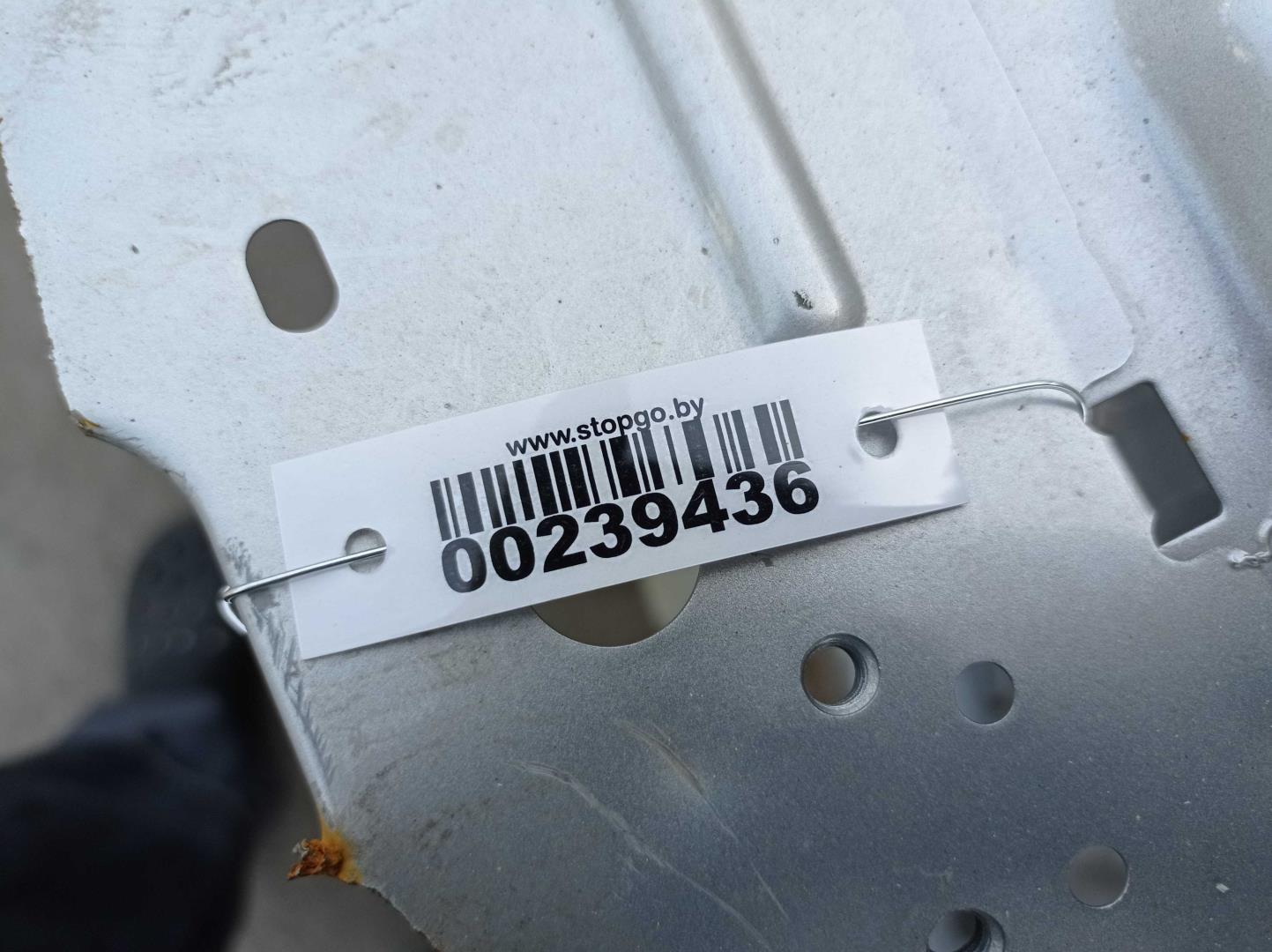 Крыло заднее левое