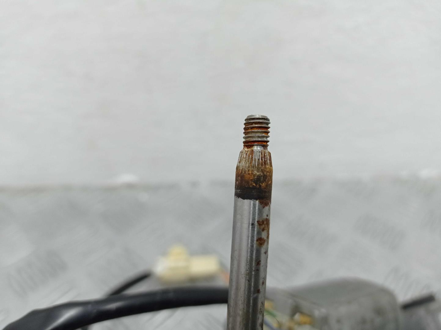 Моторчик стеклоочистителя задний