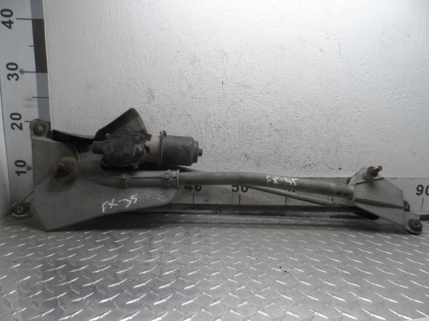 Трапеция стеклоочистителей