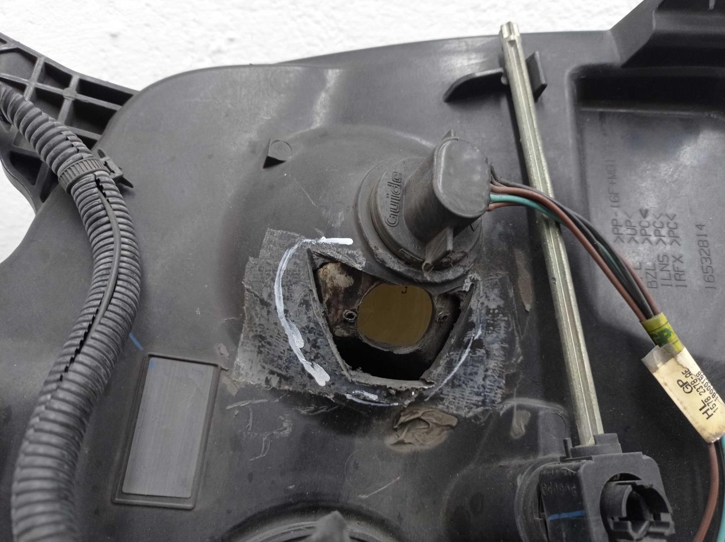 Фара правая