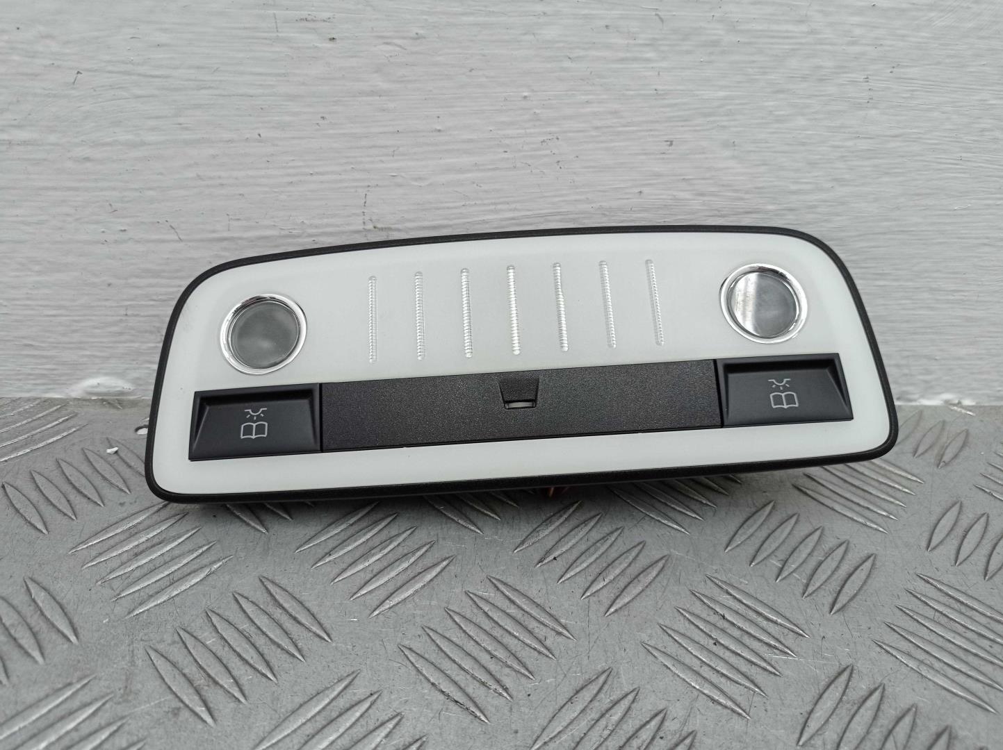 Плафон салонный