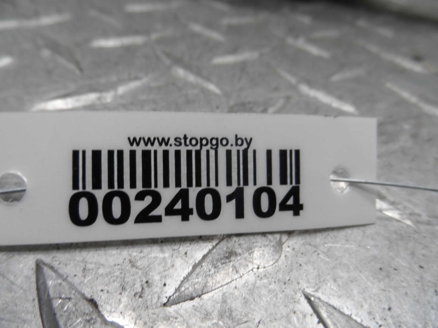 Замок двери задней левой