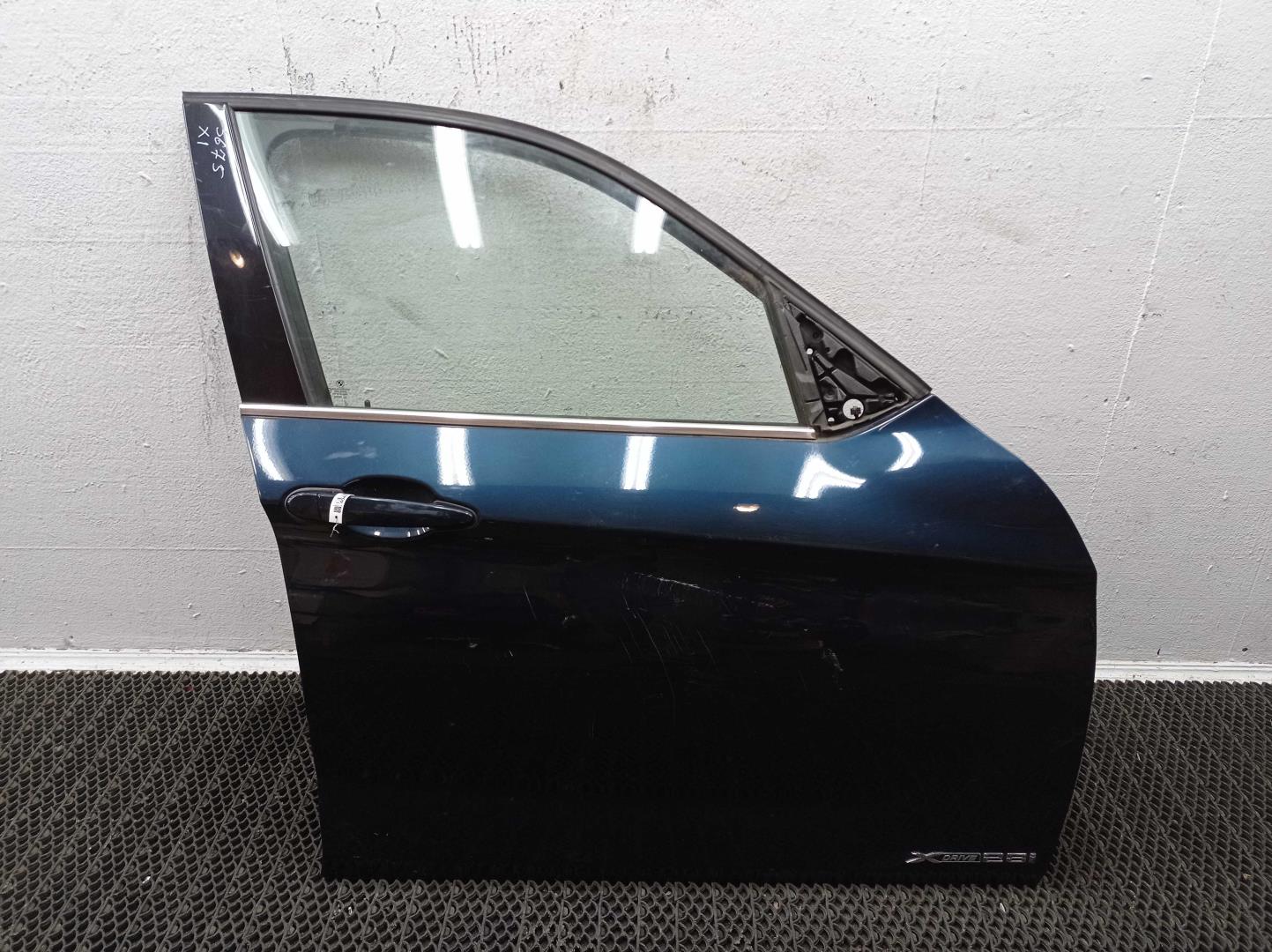 Кнопка стеклоподъемника