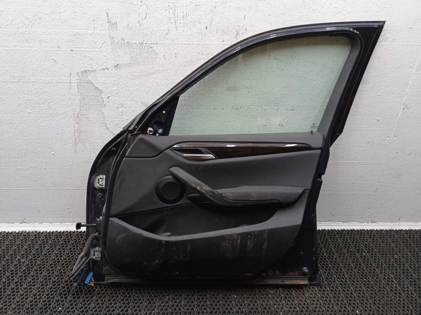 Кнопка стеклоподъемника