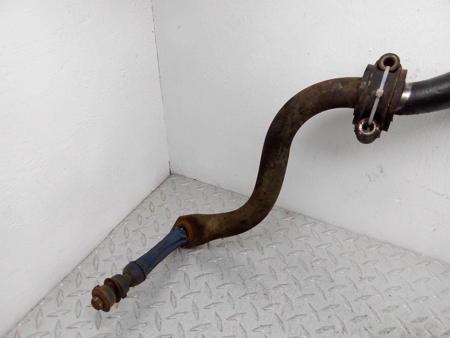 Стабилизатор передний