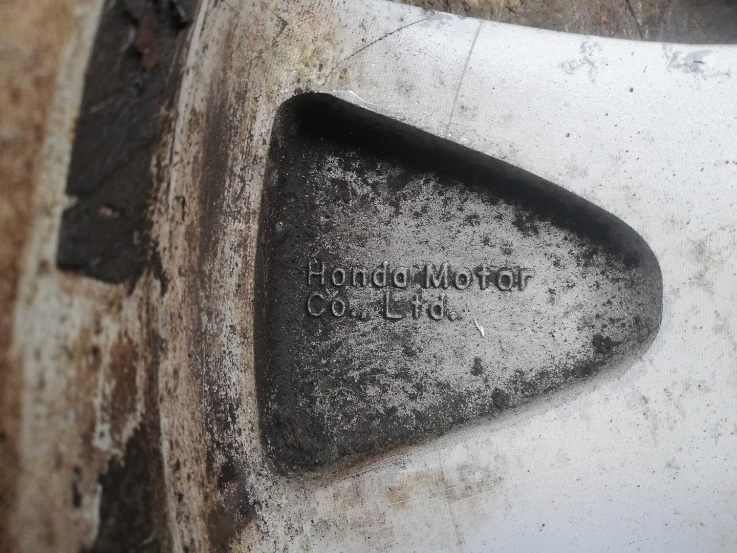 Диск колесный литой легкий сплав