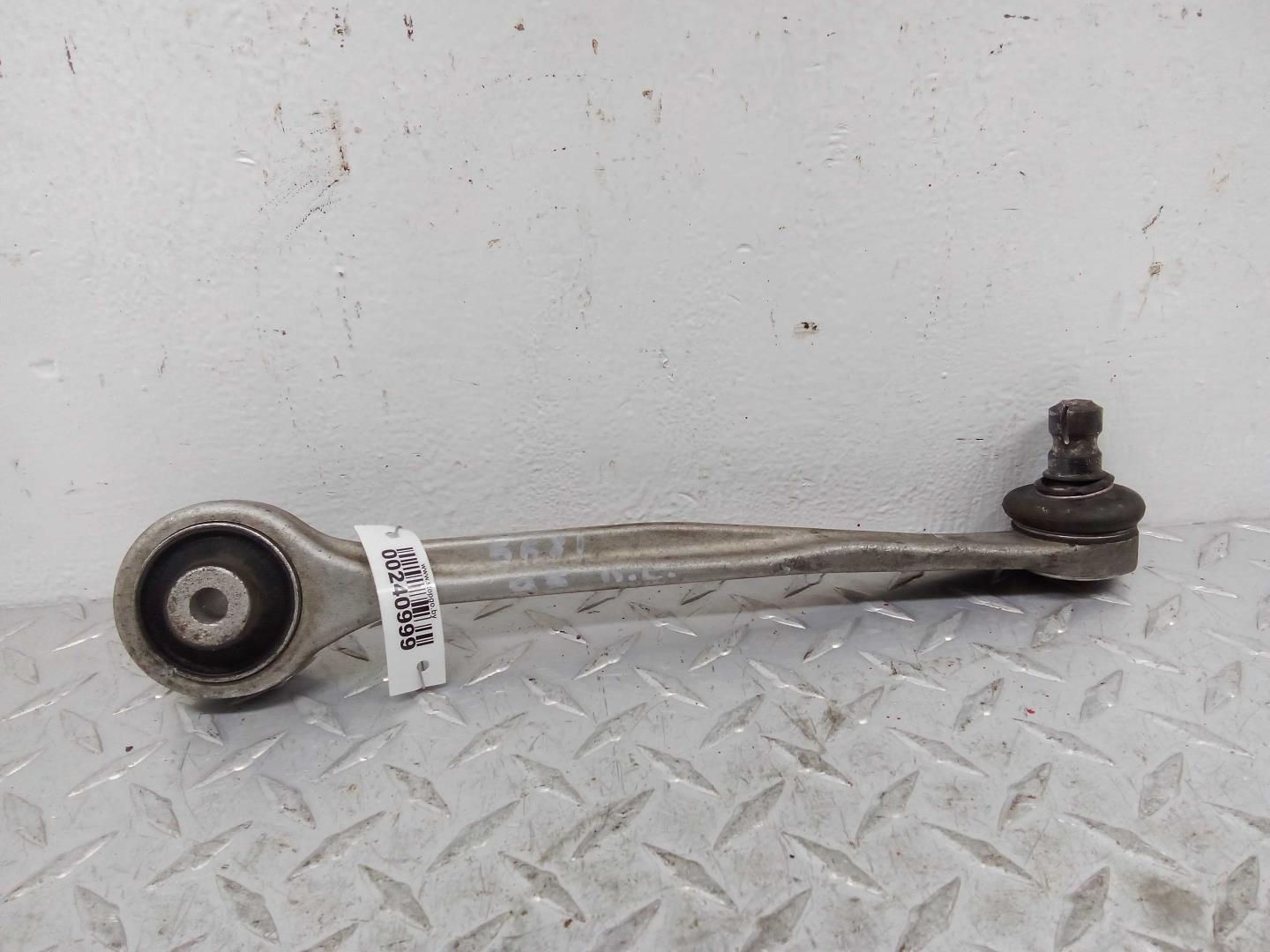 Рычаг передний верхний левый